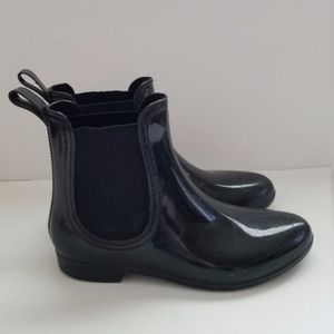 Black Rubber Chelsea Rain boots